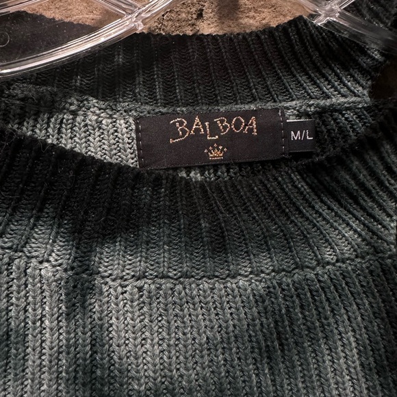 Tie Dye Cutout Shoulder Sweater Juniors M/L - Picture 3 of 3